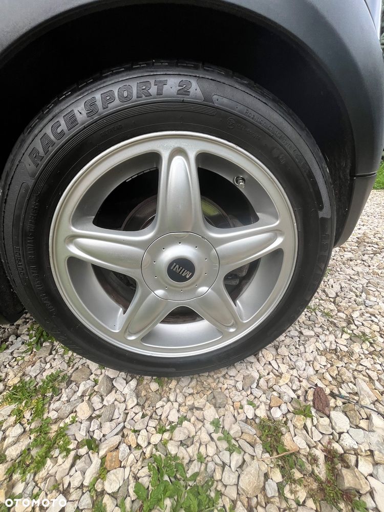 MINI Cooper Standard - 16