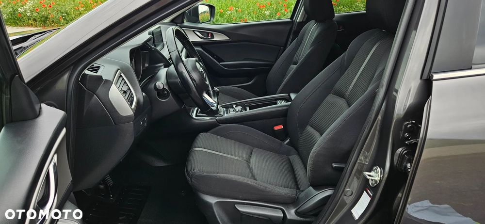 Mazda 3 - 5
