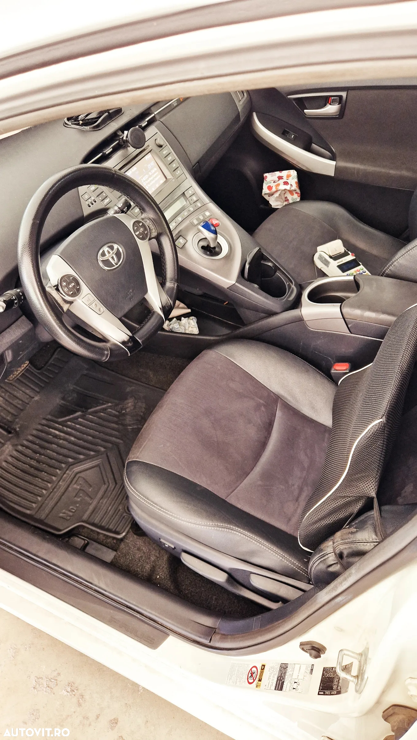 Toyota Prius - 13