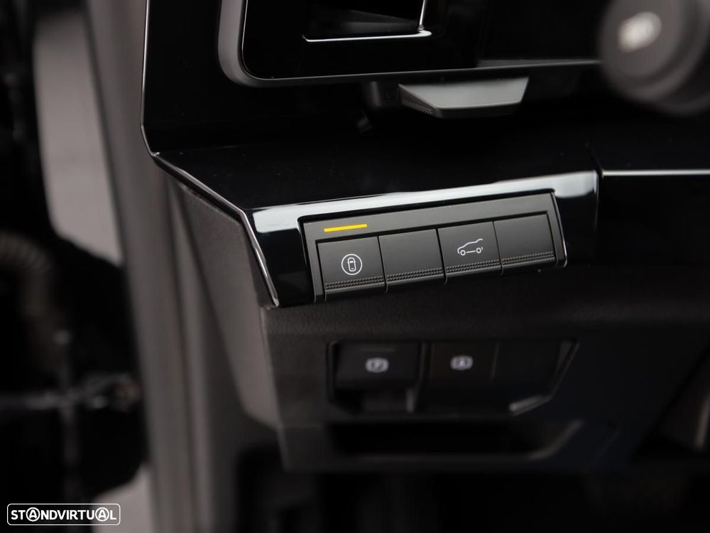 Renault Austral Mild Hybrid 160 Auto Techno - 17