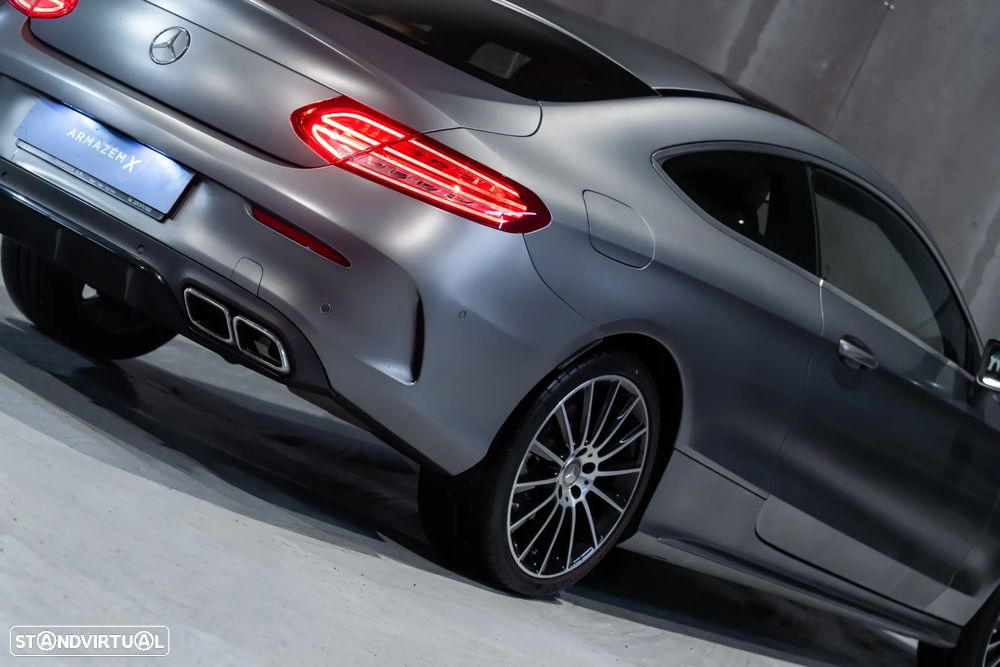 Mercedes-Benz C 300 7G-TRONIC AMG Line - 5