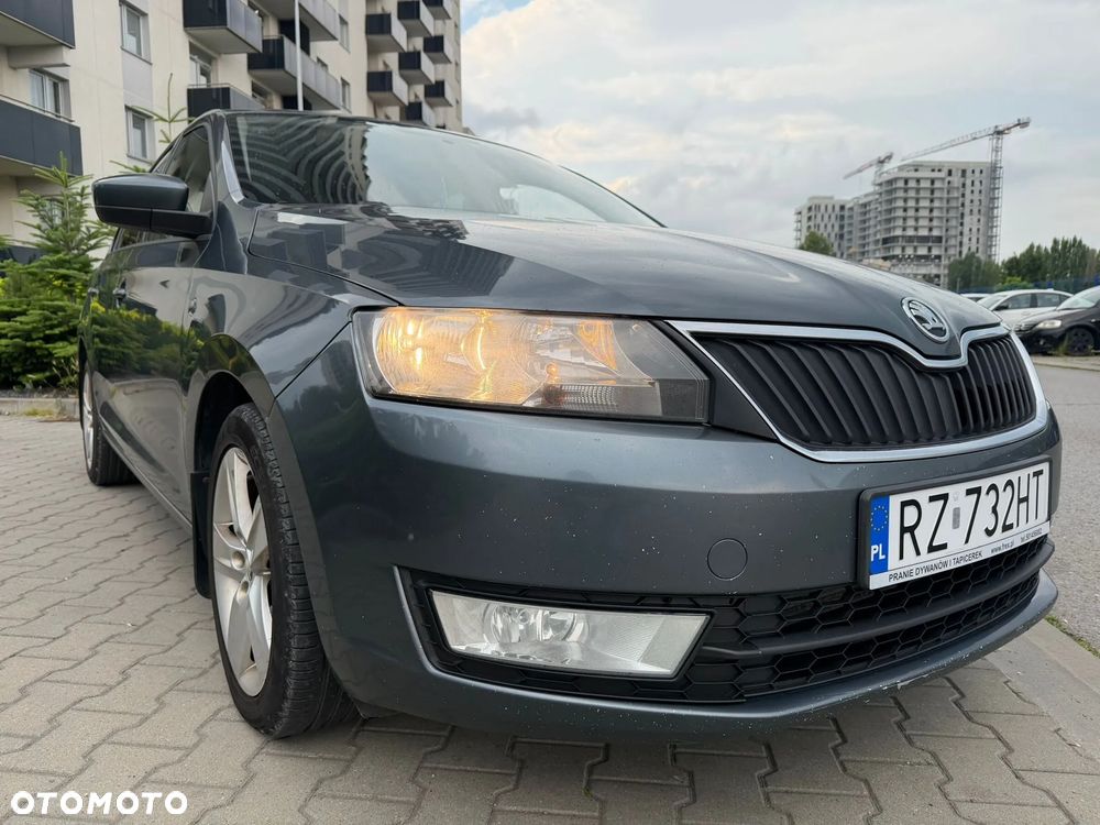 Skoda RAPID Spb 1.6 TDI DPF Elegance Max - 8