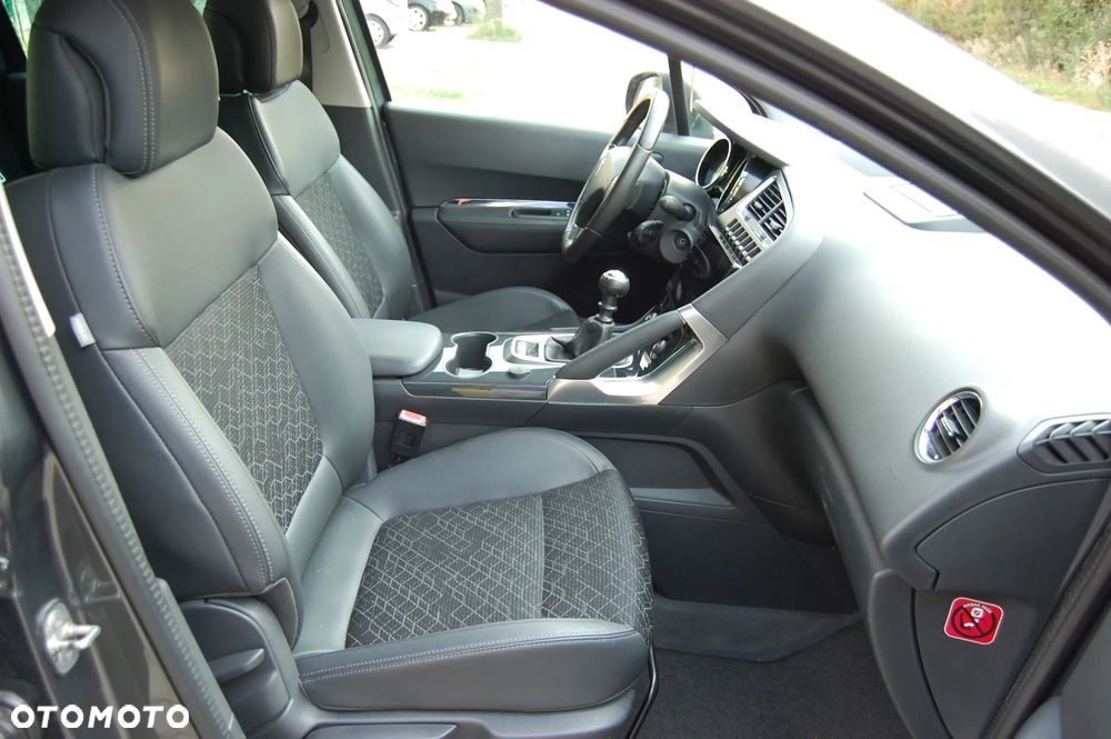 Peugeot 3008 BlueHDi 120 Stop & Start Business-Line - 29