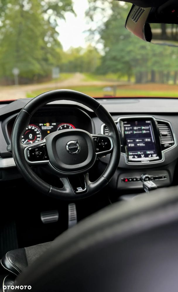 Volvo XC 90 T6 AWD R-Design 7os - 24