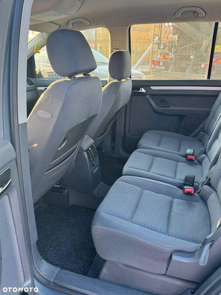 Volkswagen Touran 1.9 TDI Basis - 6