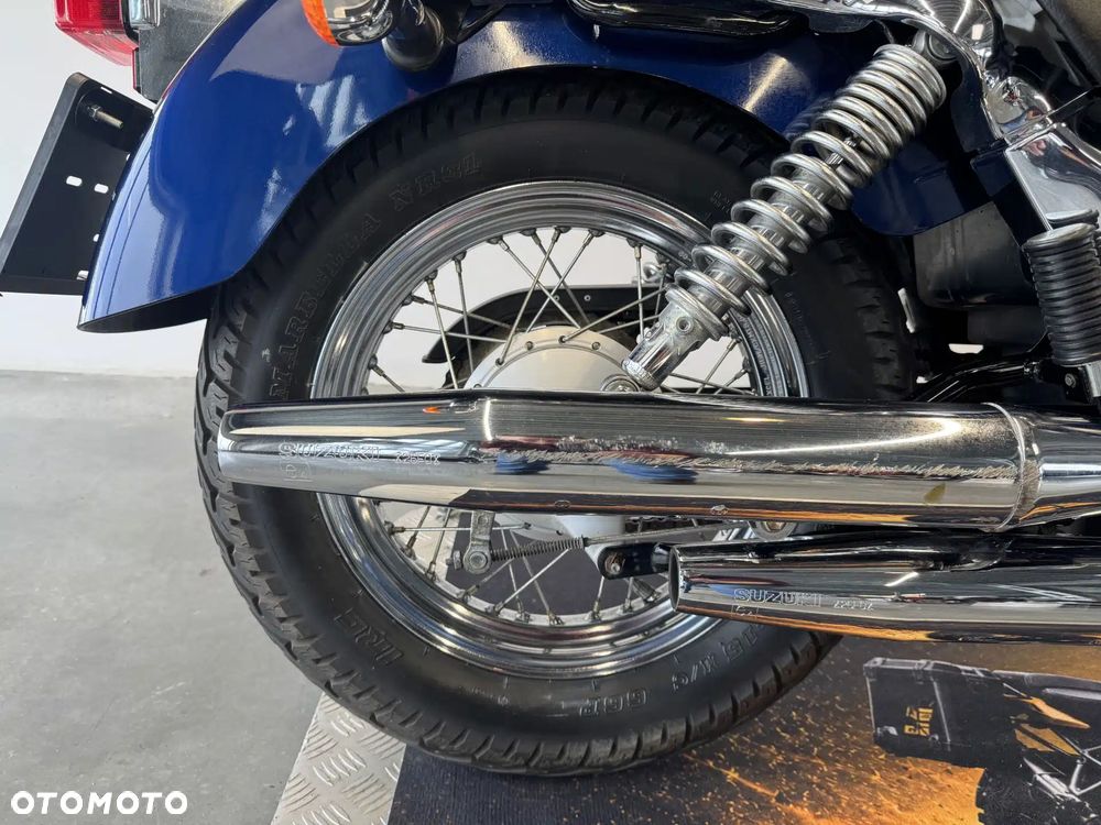 Suzuki Intruder - 15