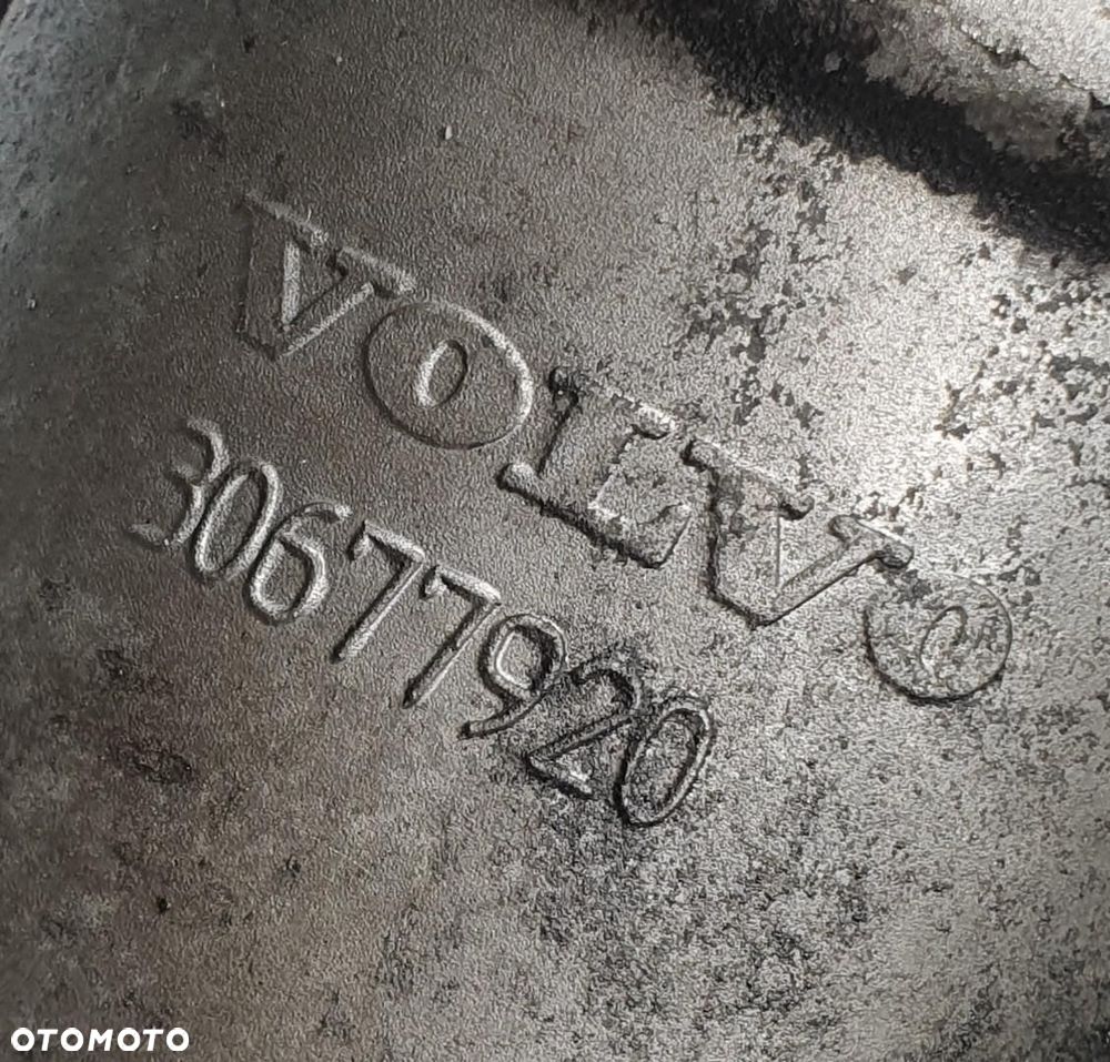 OBUDOWA FILTRA OLEJU VOLVO XC90 2.4 D5 30677920 - 4