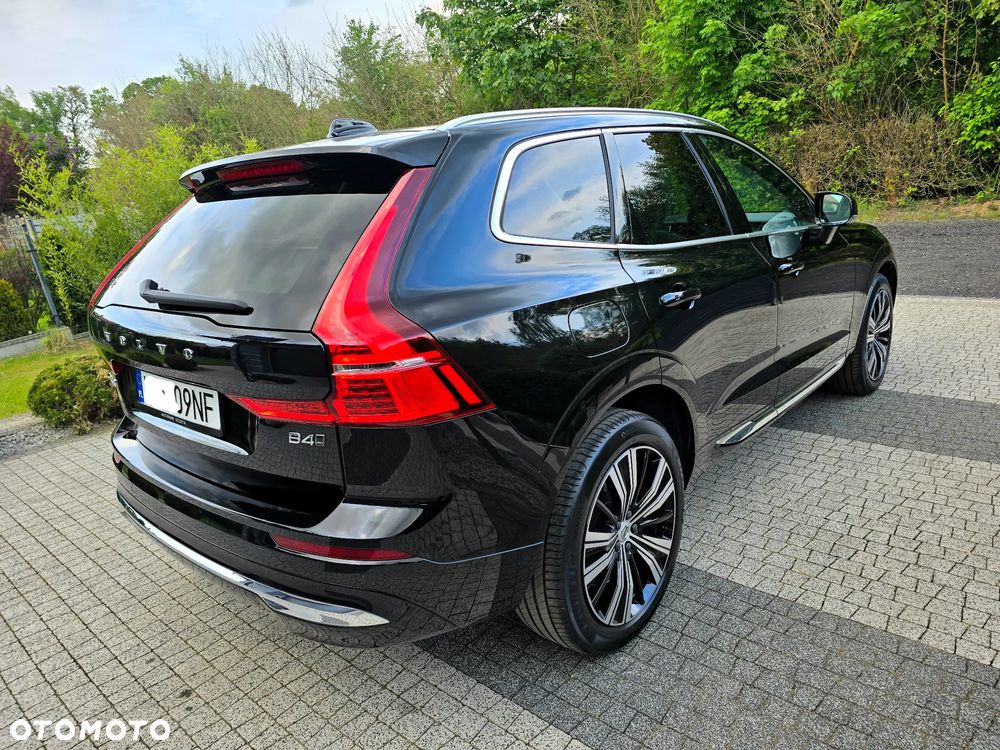 Volvo XC 60 B4 D AWD Plus Bright - 4
