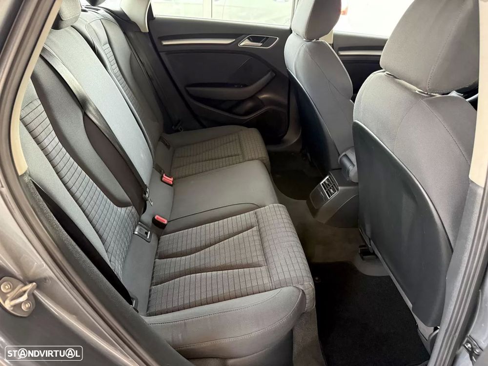 Audi A3 Sportback 1.6 TDI Sport - 51