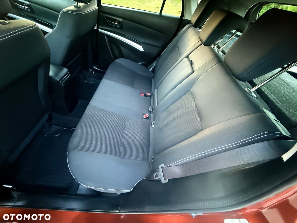 Suzuki S-Cross - 23