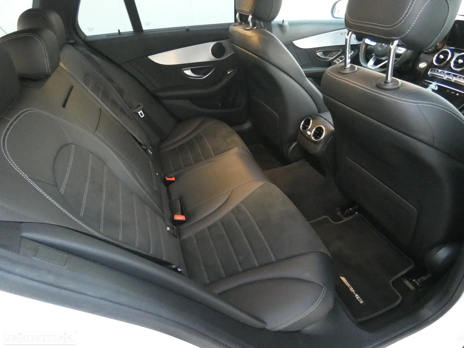 Mercedes-Benz C 220 d AMG Line - 12