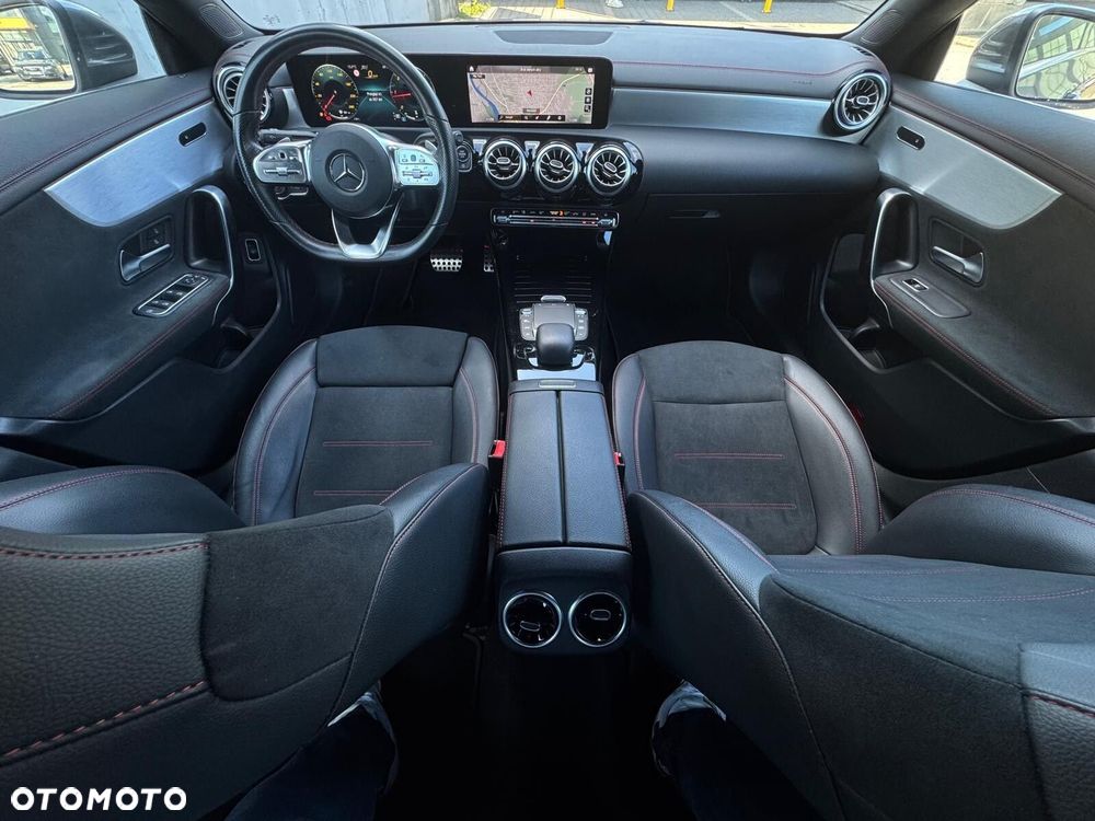 Mercedes-Benz CLA 200 d AMG Line 8G-DCT - 25