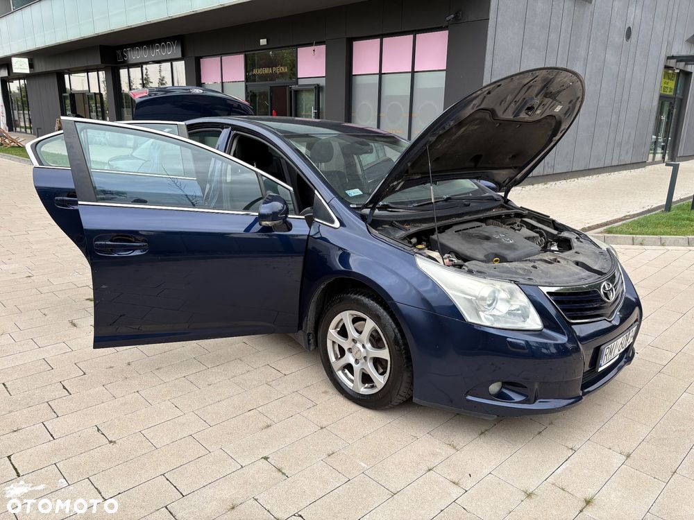 Toyota Avensis 2.0 D-4D Team - 8