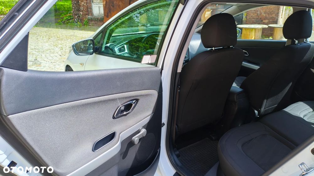 Kia Ceed 1.4 M - 10