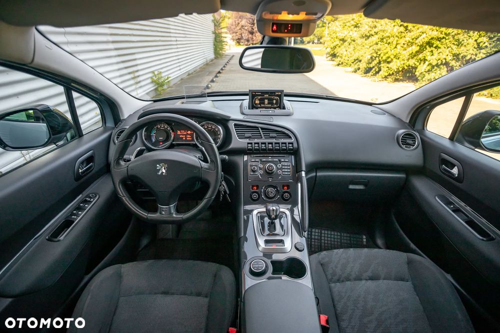 Peugeot 3008 Hybrid4 - 37