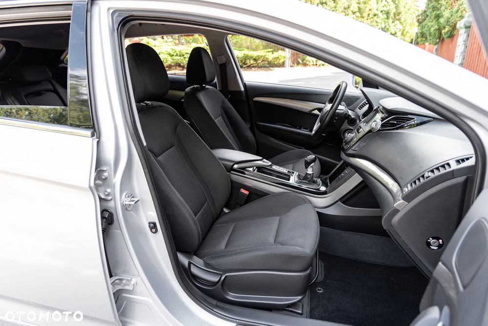 Hyundai i40 1.6 GDI Comfort + - 26