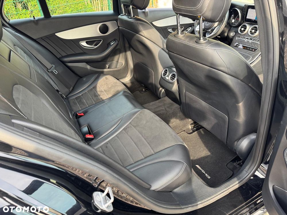 Mercedes-Benz Klasa C 220 d 9G-TRONIC AMG Line - 18