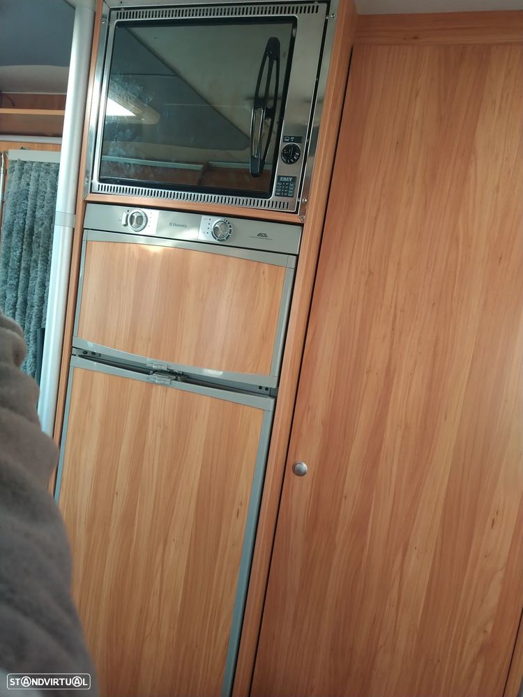 Burstner Premio - 18