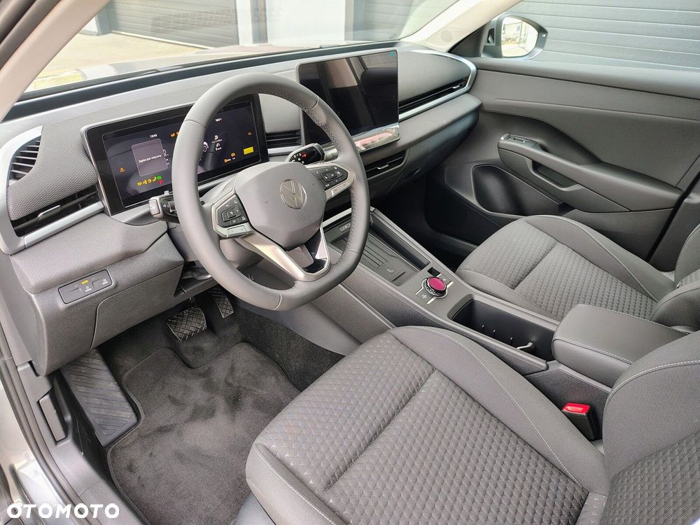 Volkswagen T-Roc - 11