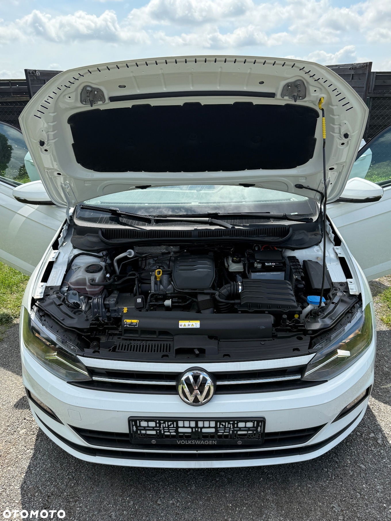 Volkswagen Polo 1.0 MPI - 11