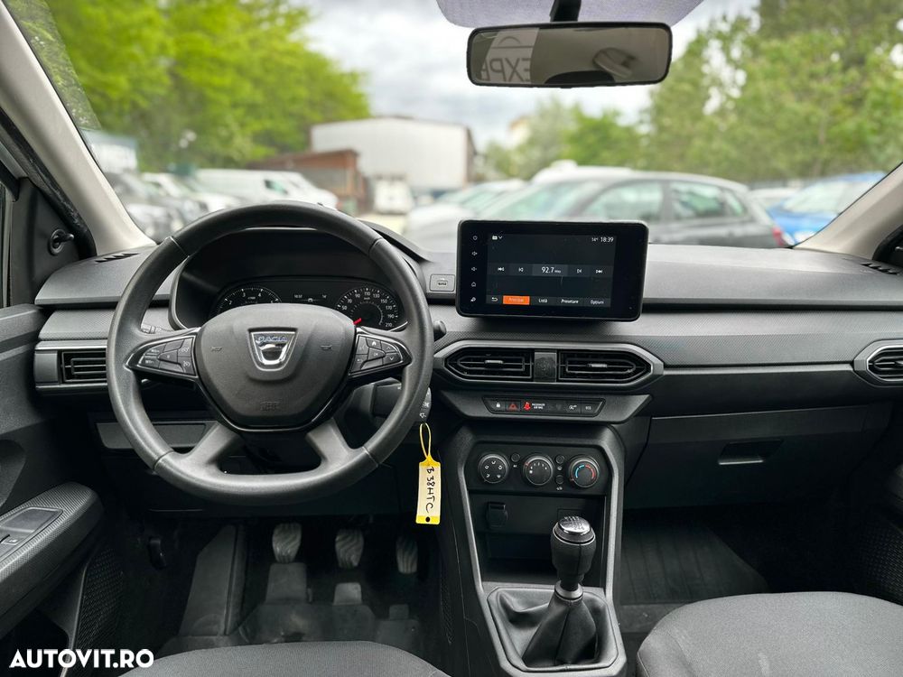 Dacia Logan TCe 90 MT6 Comfort - 14