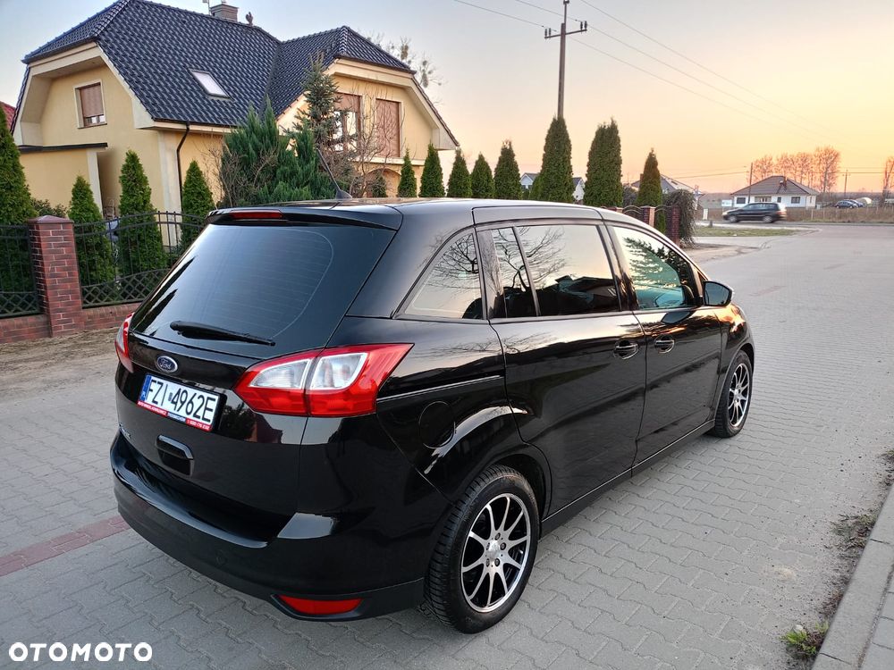 Ford Grand C-MAX - 7