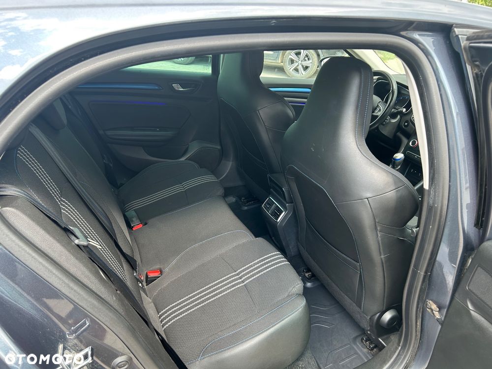 Renault Megane ENERGY dCi 130 GT LINE - 16