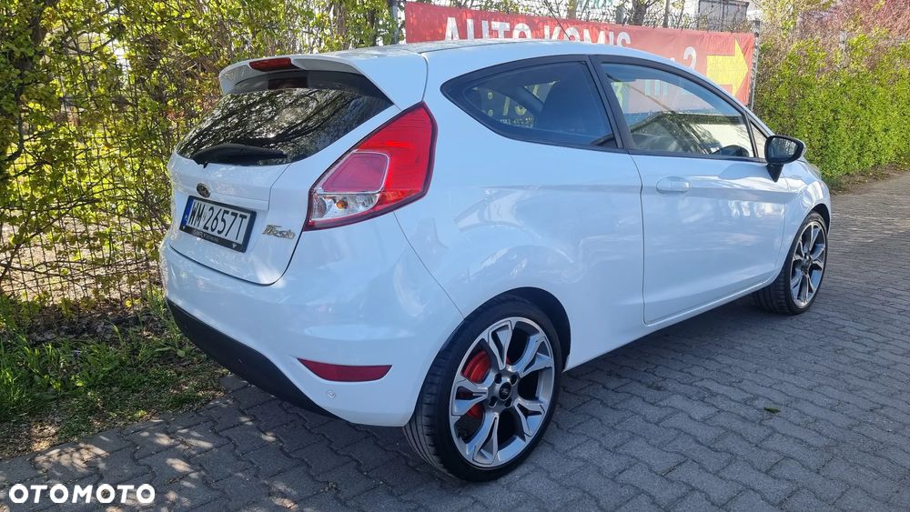 Ford Fiesta 1.5 TDCi Ambiente - 27