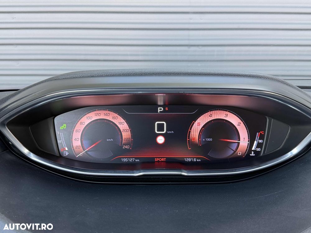 Peugeot 3008 1.5 BlueHDI S&S EAT8 GT-Line - 27