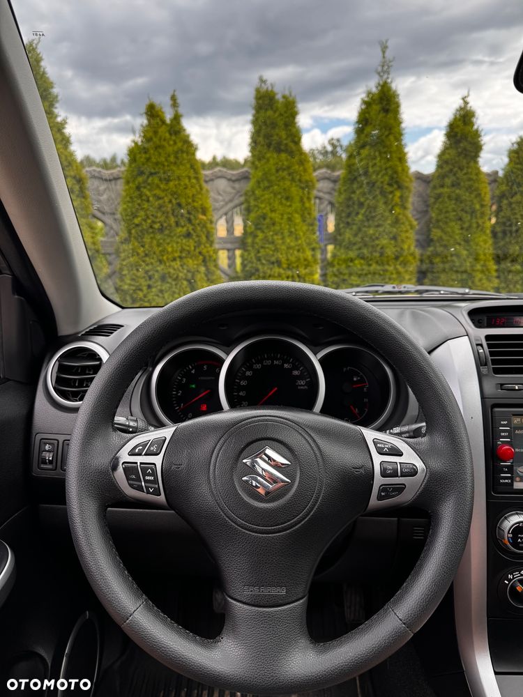 Suzuki Grand Vitara 1.9 DDiS Comfort+ DPF - 19