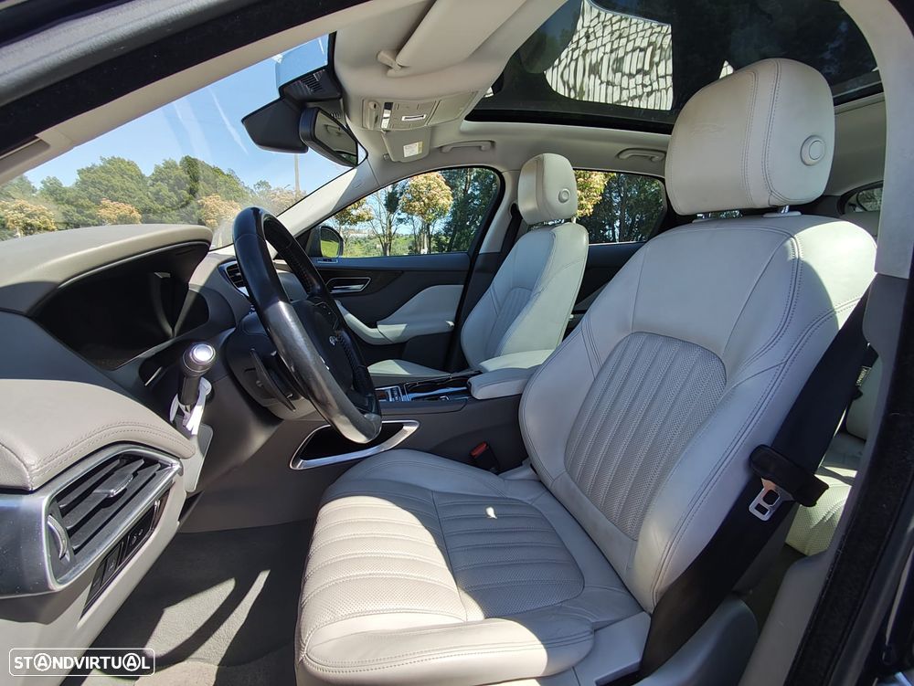 Jaguar F-Pace 2.0 i4D Prestige AWD Aut. - 25