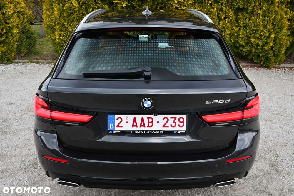 BMW Seria 5 - 30
