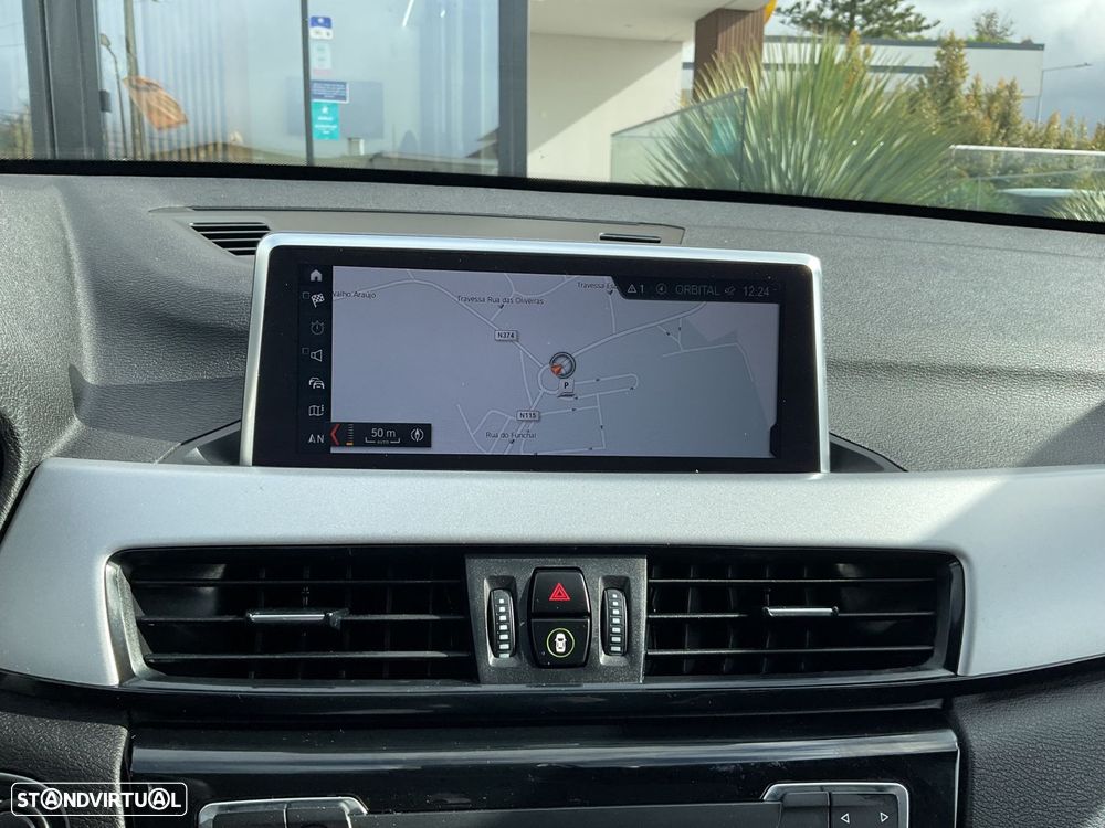 BMW X1 16 d sDrive Auto - 24