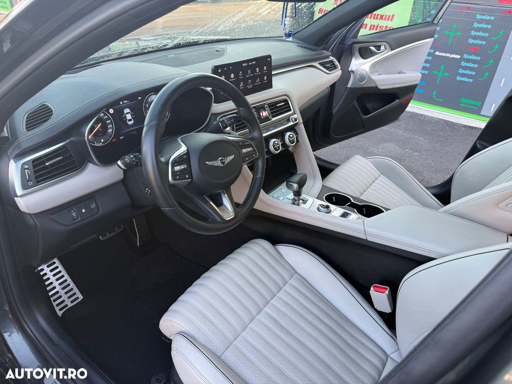 Genesis G70 - 13