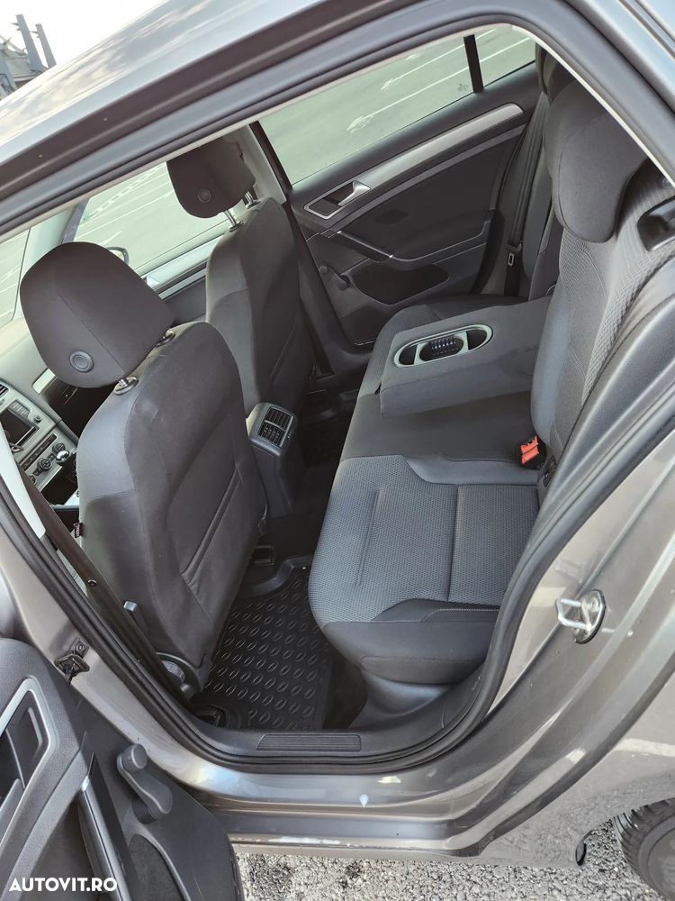 Volkswagen Golf 1.0 TSI BMT Trendline - 6