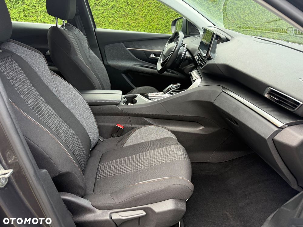 Peugeot 3008 1.5 BlueHDi Active Pack S&S EAT8 - 15