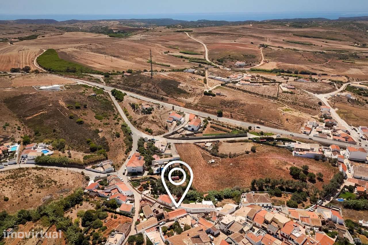 Armazém na Raposeira | Terreno com 170 m2 - Grande imagem: 2/12