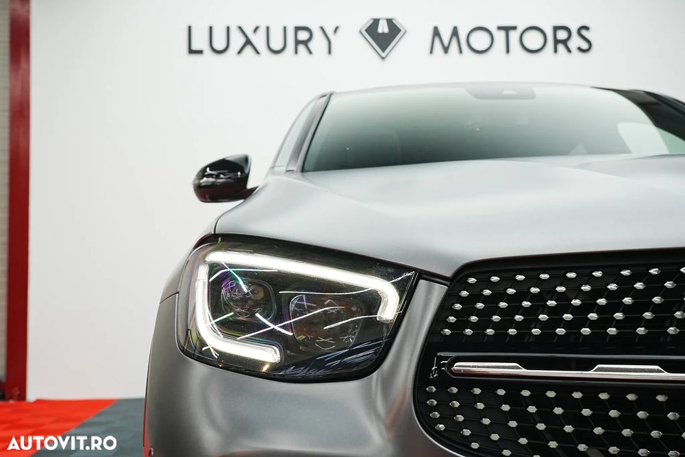 Mercedes-Benz GLC Coupe 300 4Matic 9G-TRONIC AMG Line Plus - 16