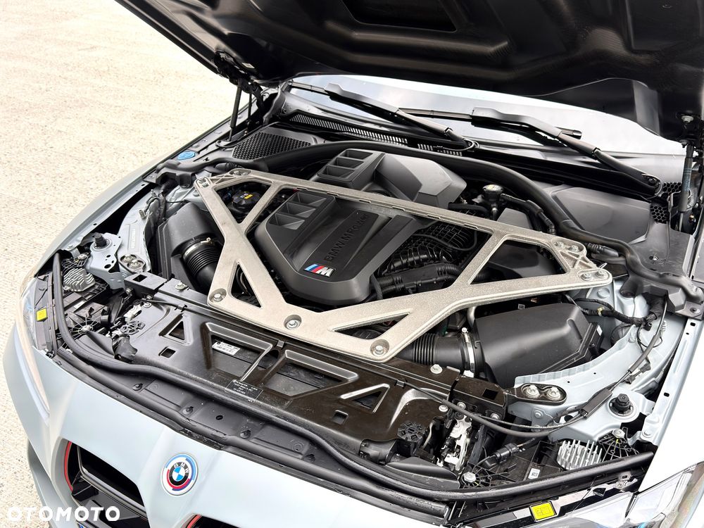 BMW M4 CSL sport - 17
