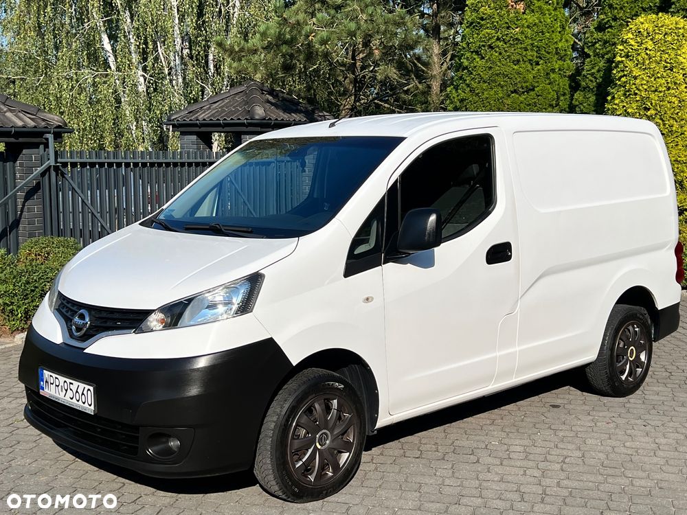 Nissan NV200 - 2