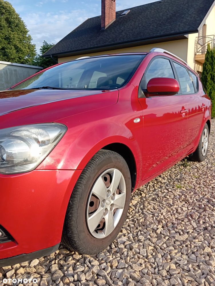 Kia Ceed 1.4 CVVT Attract - 2