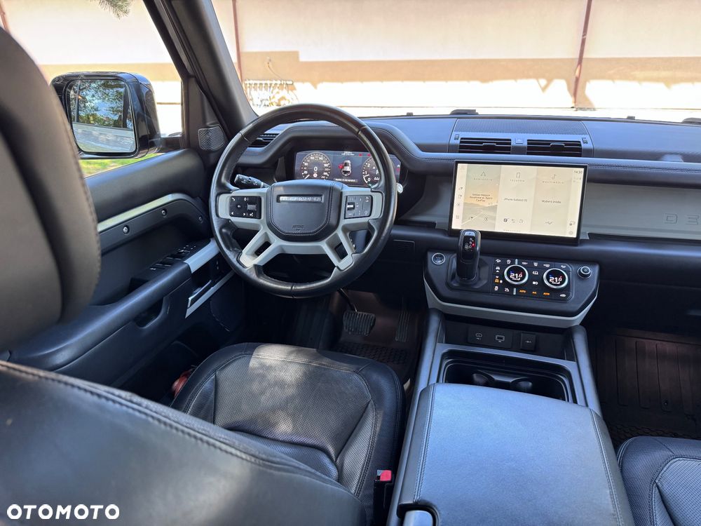 Land Rover Defender 3.0 P400 mHEV X-Dynamic HSE - 22