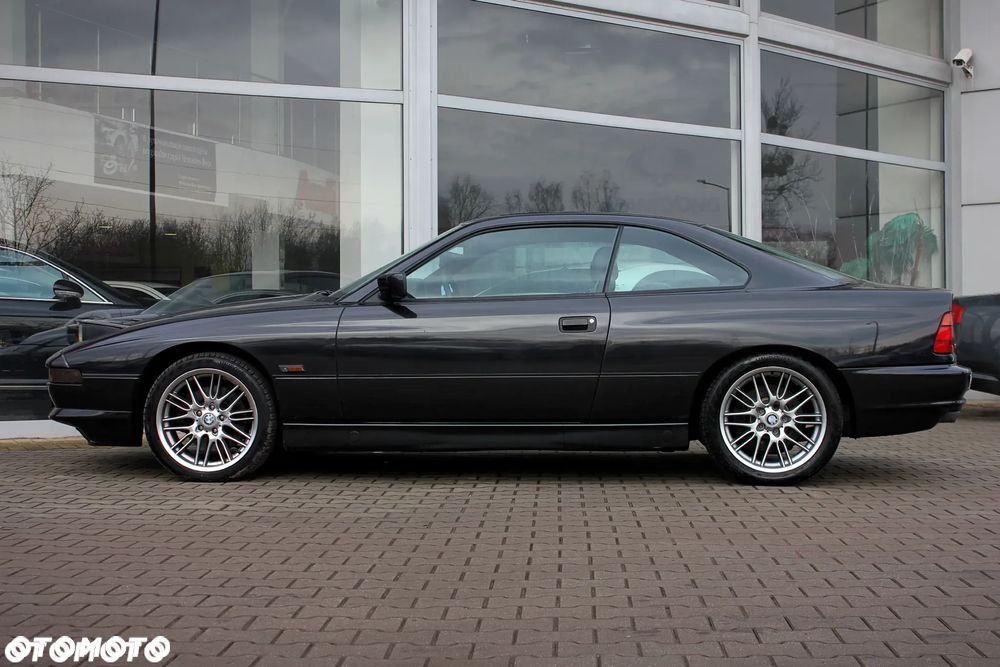 BMW Seria 8 - 8