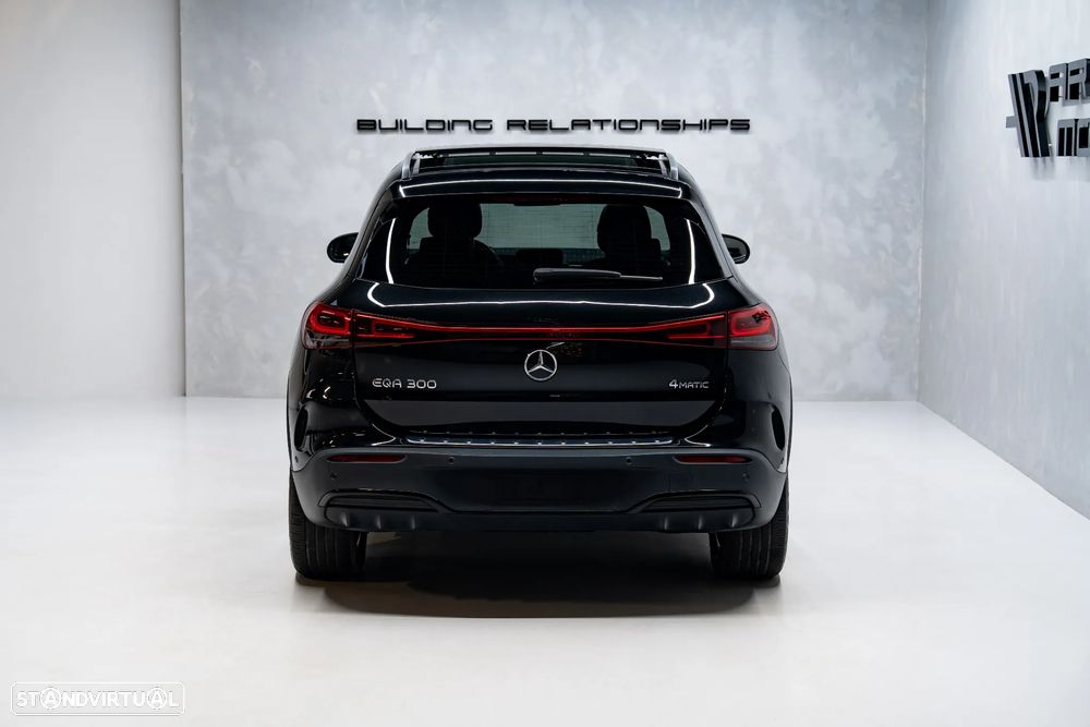Mercedes-Benz EQA 300 4Matic - 12