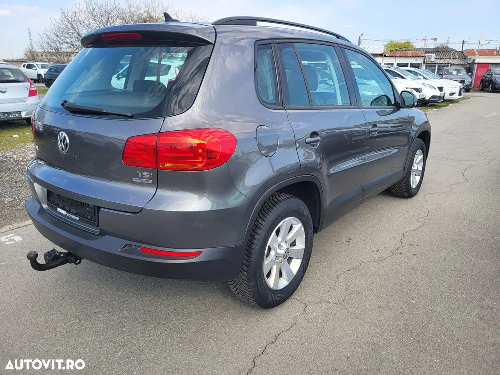 Volkswagen Tiguan - 4