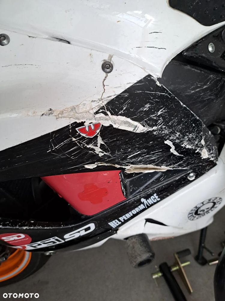Honda CBR - 7