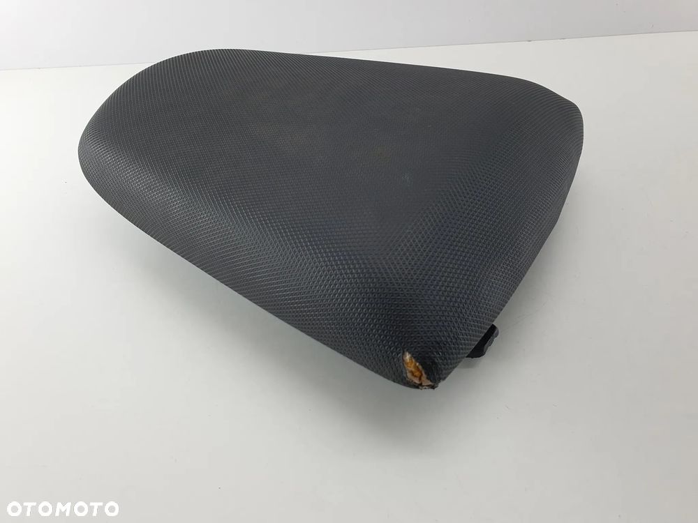 KYMCO QUANNON 125 SIEDZENIE KANAPA PASAŻERA - 8