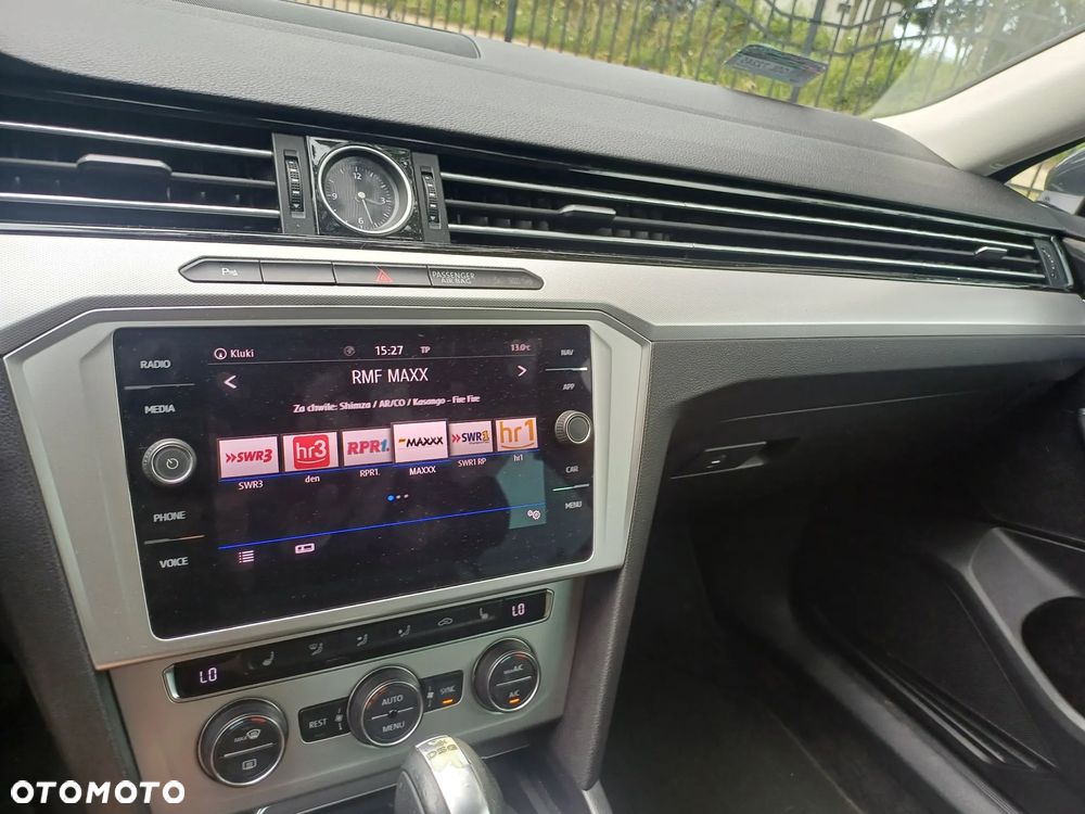 Volkswagen Passat 2.0 TDI SCR DSG Comfortline - 36