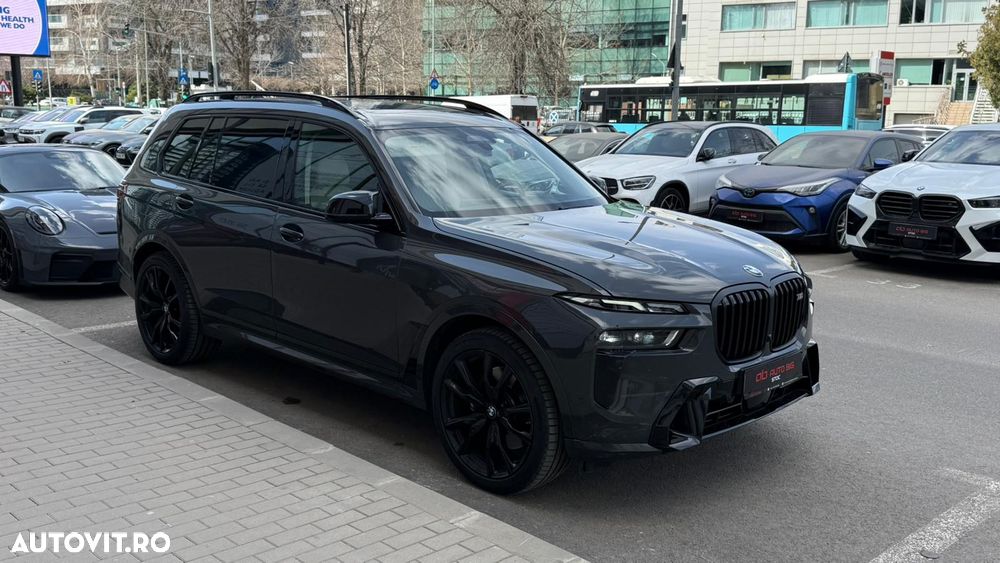 BMW X7 M60i xDrive AT MHEV - 3