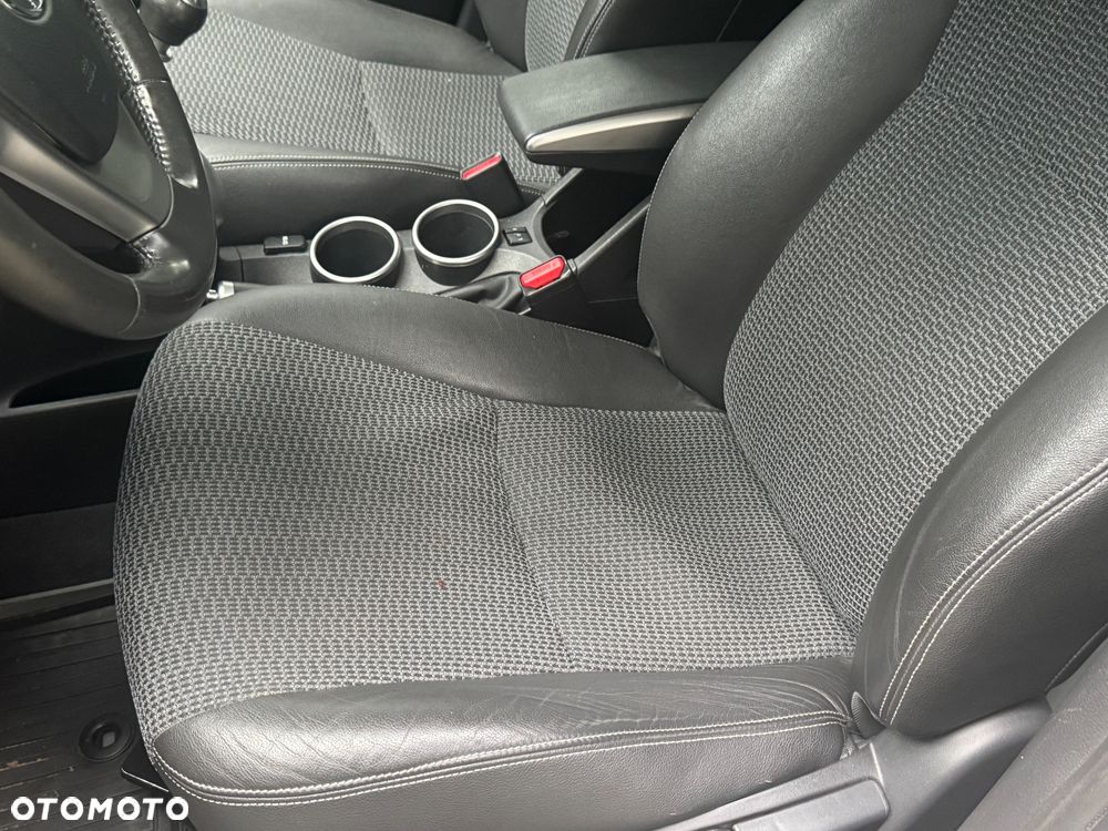 Toyota Verso 1.8 Prestige EU5 7os - 26